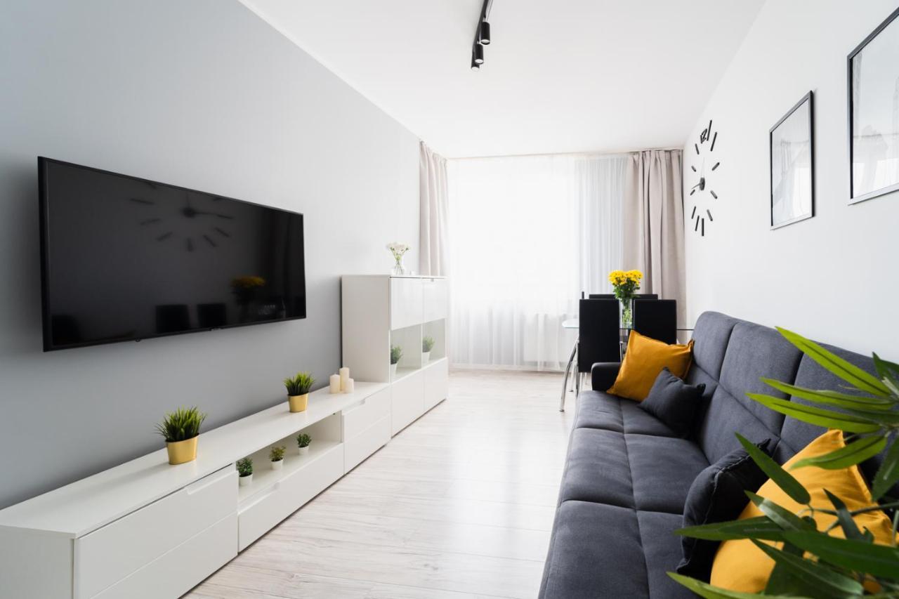 Апартаменти New Apart Near Sky Tower - Gwiazdzista Вроцлав Екстер'єр фото